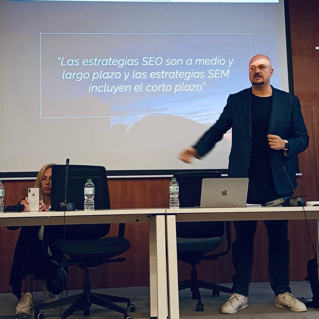 Charla "¿Cómo quieres posicionar tu marca?"
